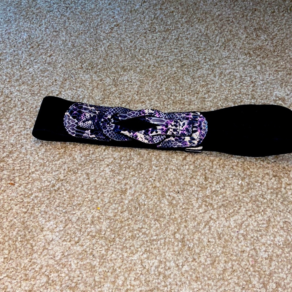 Snakeskin waist belt